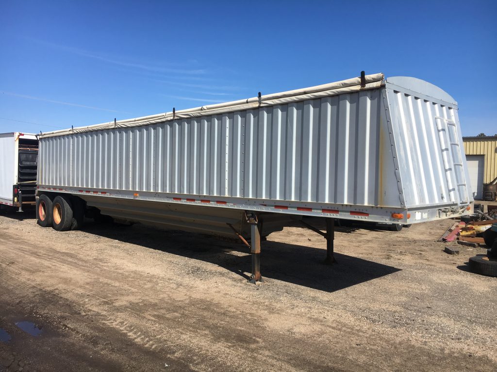 936 Grain Trailer Mid America Truck 4256